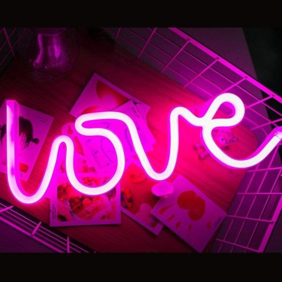 UO Neon Pink Love Sign Led Room Decoration Light - Picture 3 of 6